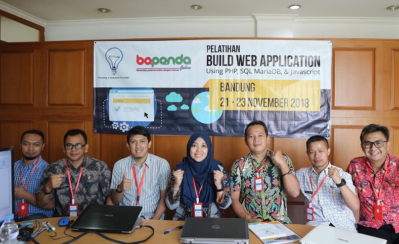 Pelatihan Build Web Application (Bapenda Jabar)